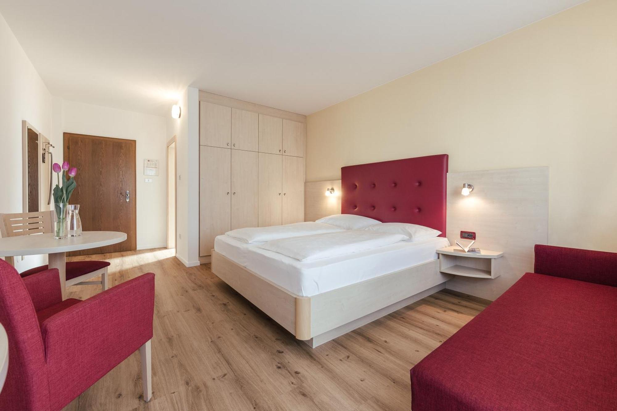 Hotel Garni Sirmian ميرانو المظهر الخارجي الصورة